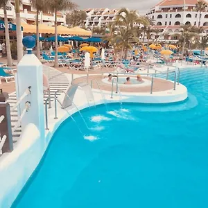 Apartment Wonderland With The Best Swimming Pool In Park S Iii, Playa de las Americas (Tenerife)